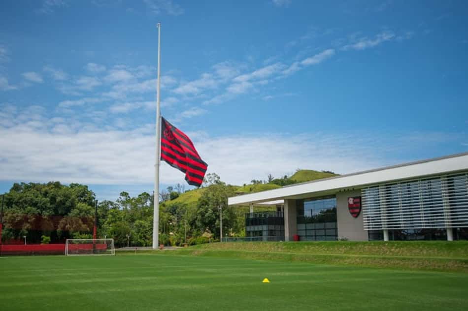 Coronavírus: Flamengo suspende treinos por tempo indeterminado