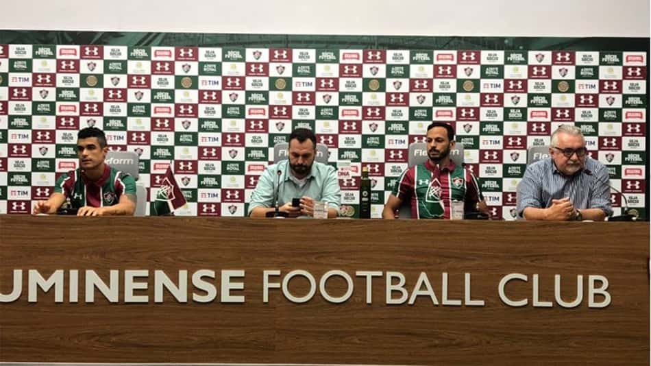 Apresentação Egidio e yago