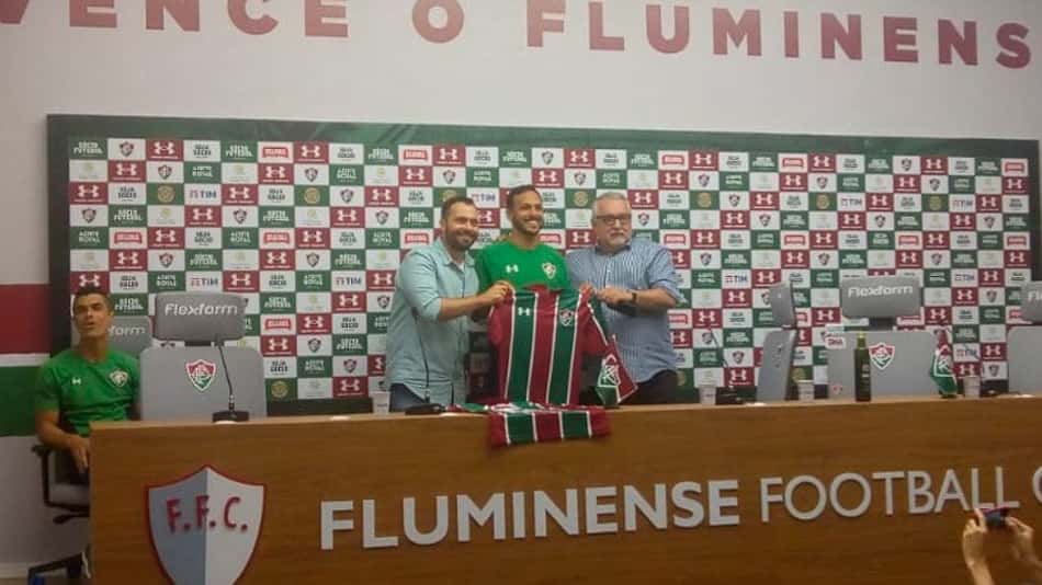 aPRESENTAÇÃO YAGO FLUMENSENSE