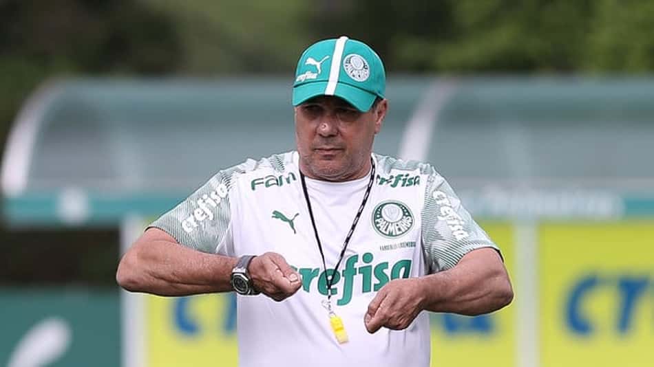Luxemburgo arma Palmeiras com Zé Rafael e Willian entre os titulares