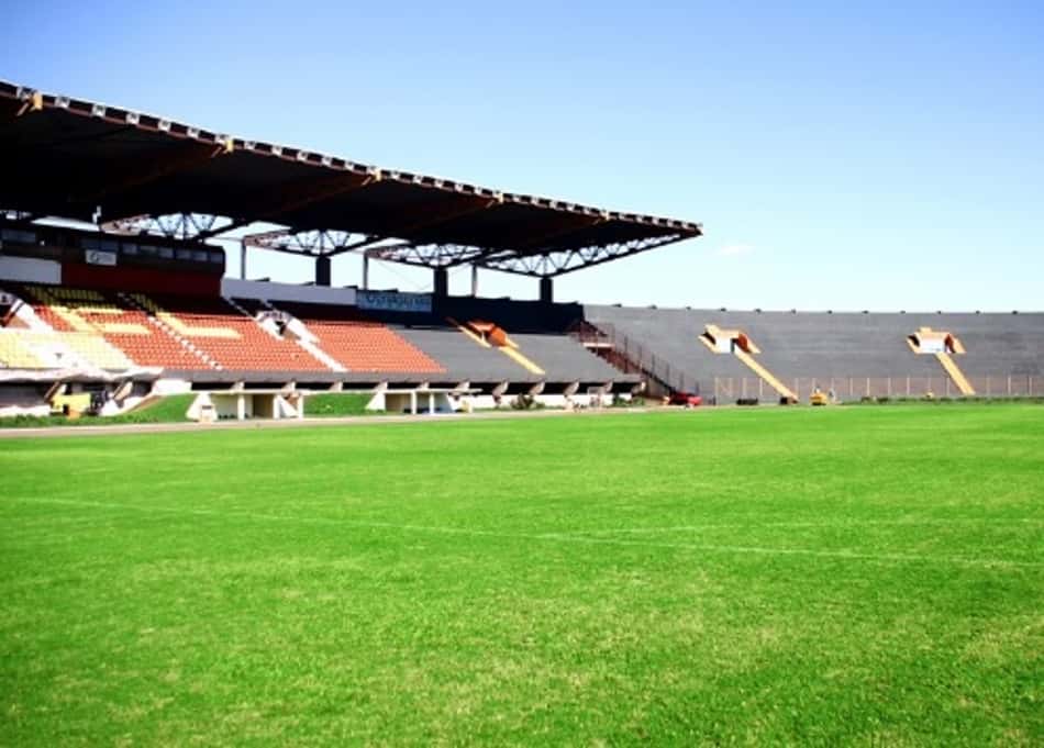 Paraná tenta a primeira vitória na temporada diante do Cascavel CR