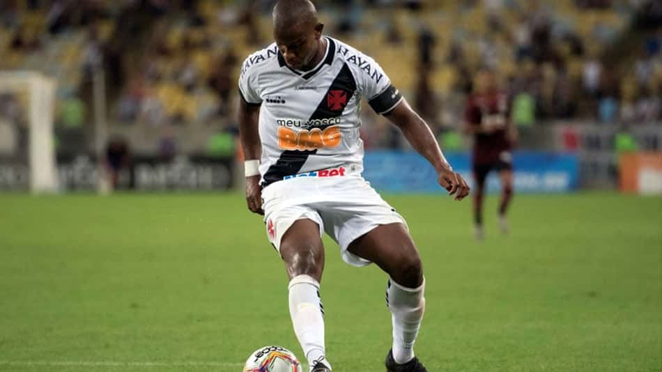 Com Ribamar no lugar de Talles, Vasco encara o Resende pela Taça Rio