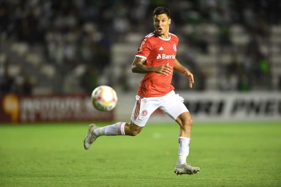 Hoje no Internacional, Musto admite que quase vestiu a camisa do River Plate