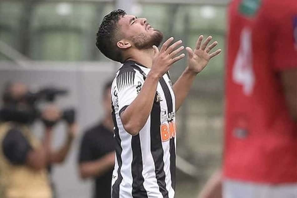 Galo e Chape entram em acordo para retorno do atacante Bruno Silva