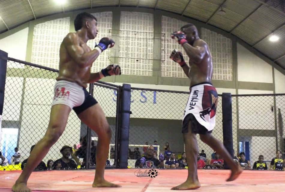 Ex-jogador de futsal, sergipano troca as quadras pelos ringues e faz a sua estreia no Jungle Fight