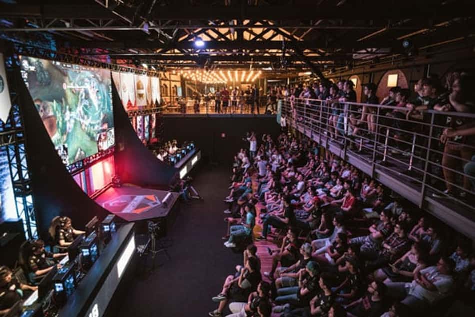 Fãs de esports aplicam mais em investimentos, na bolsa e em planos de previdência