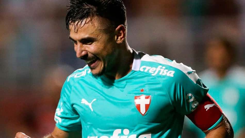 Autor de três gols, Willian fala em noite especial e divide méritos com elenco do Palmeiras e Luxemburgo