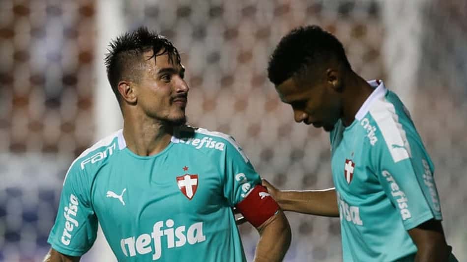 Melhor início e ação em gol a cada 2,6 jogos: Willian vibra no Palmeiras