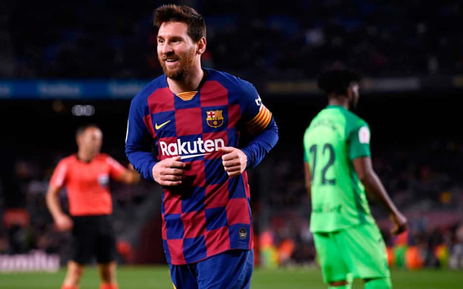Barcelona recebe o Levante tentando diminuir distância pro líder Real