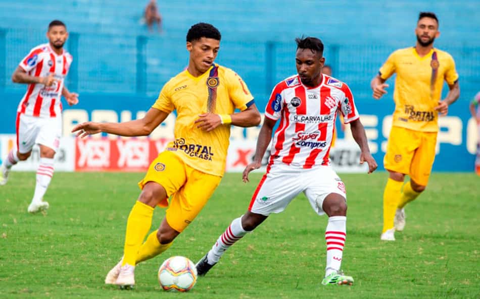 Madureira empata com Bangu e entra na zona de classificação para a semifinal da Taça Guanabara