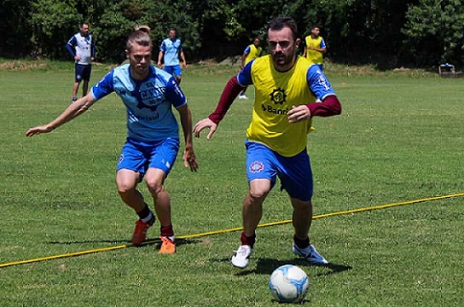 Juliano foca em jogo perfeito do Caxias diante do Botafogo