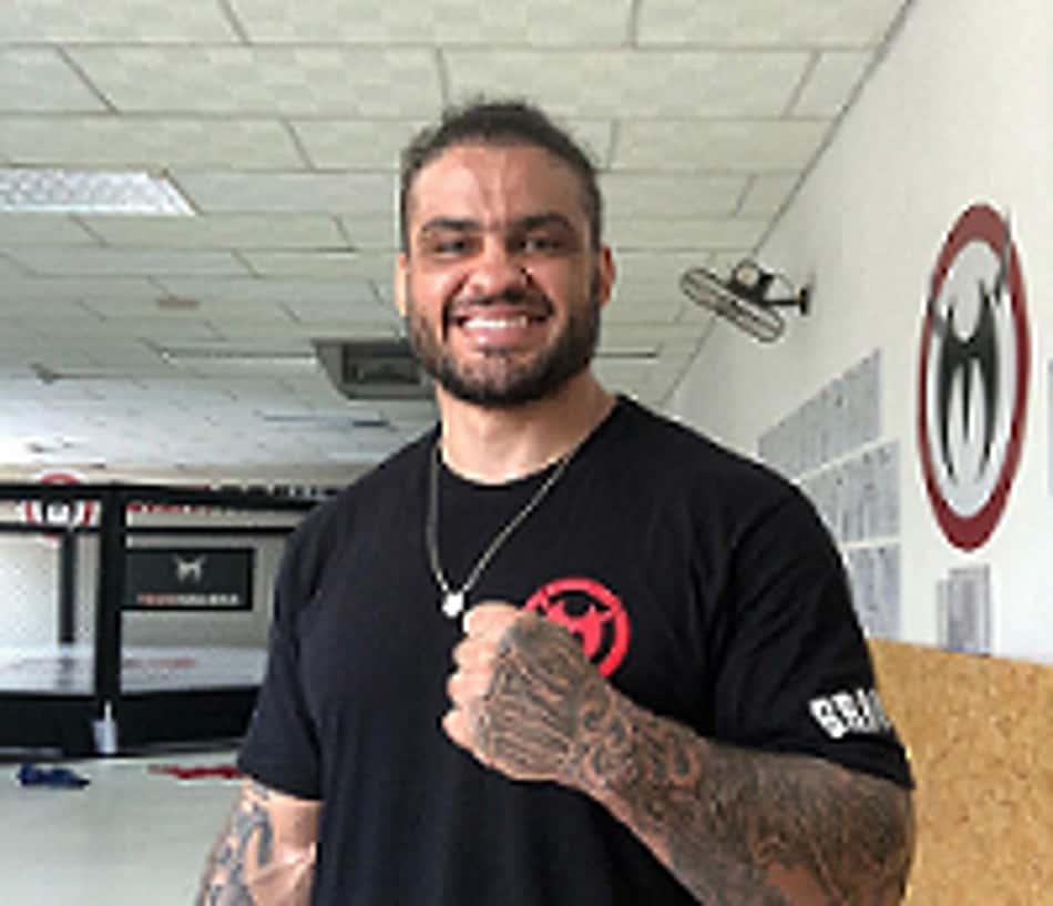 Ex-UFC fala de expectativa para defender título no Taura MMA; confira