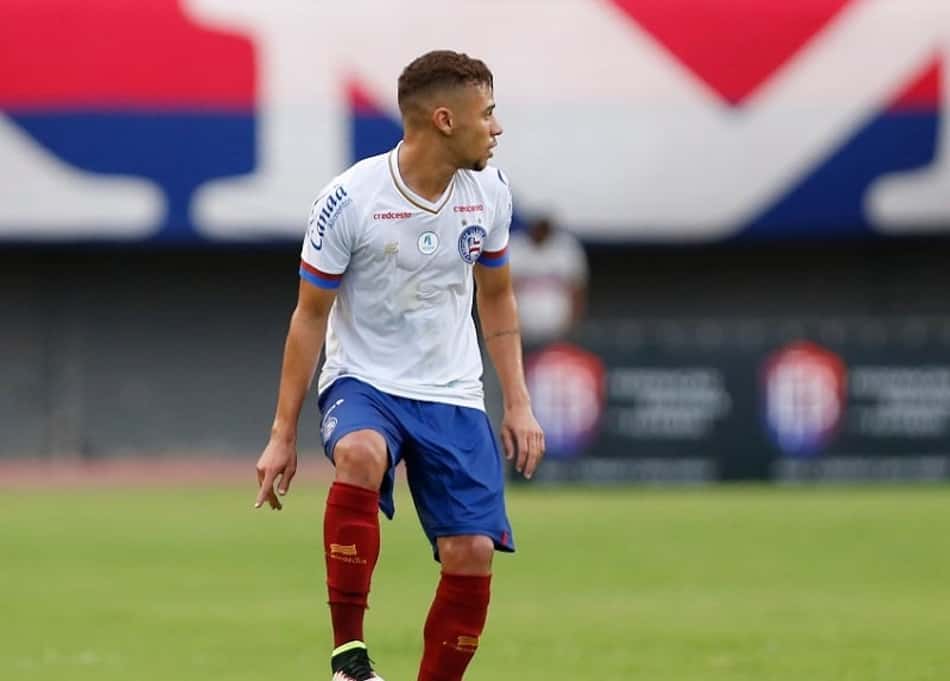 Edson comemora boa fase no Bahia e agradece elogios da torcida: 'Sempre bom'