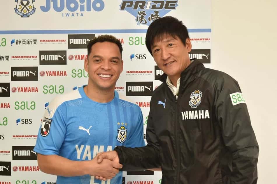 Lulinha fala sobre início no Jubilo Iwata e a pausa no campeonato