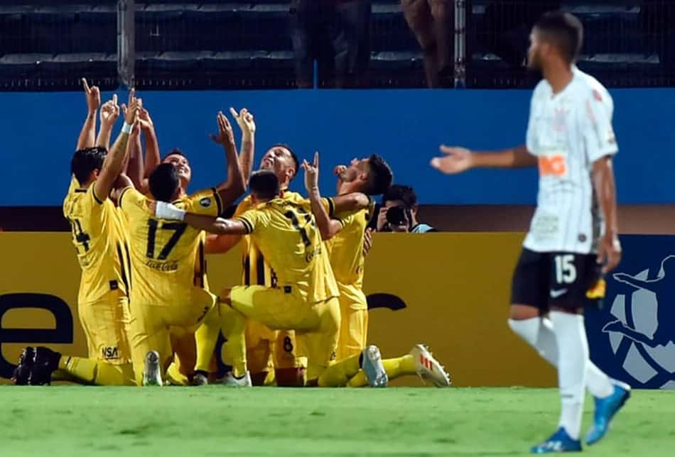 Luan comenta revés do Corinthians: 'Poderíamos ter virado o jogo'