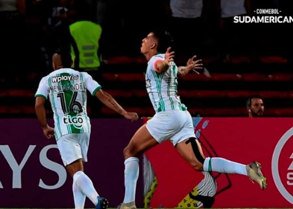 Atlético Nacional vence Huracán e abre boa vantagem para jogo de volta
