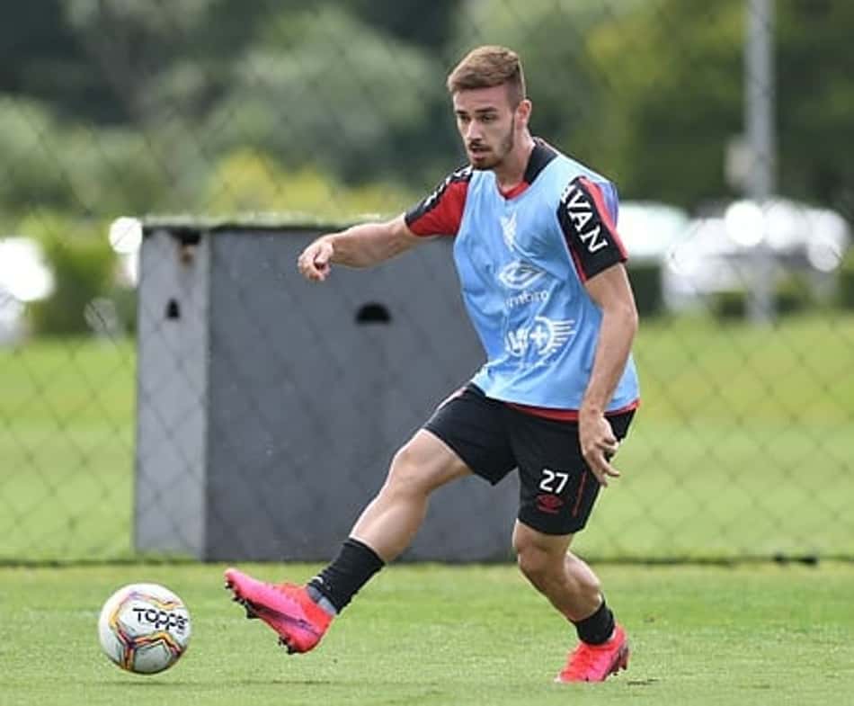 Aspirantes do Furacão ganham quatro reforços