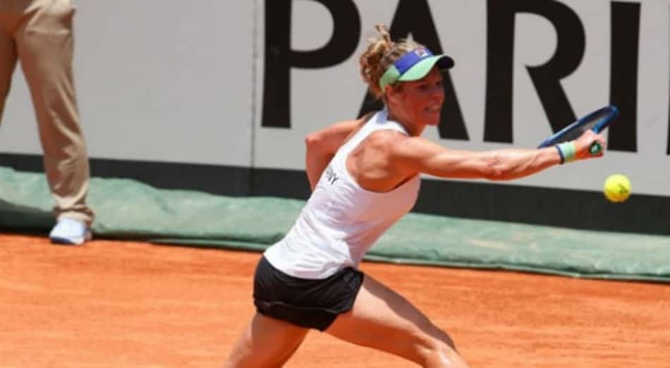 Laura Siegmund em ação na Fed Cup contra Brasil