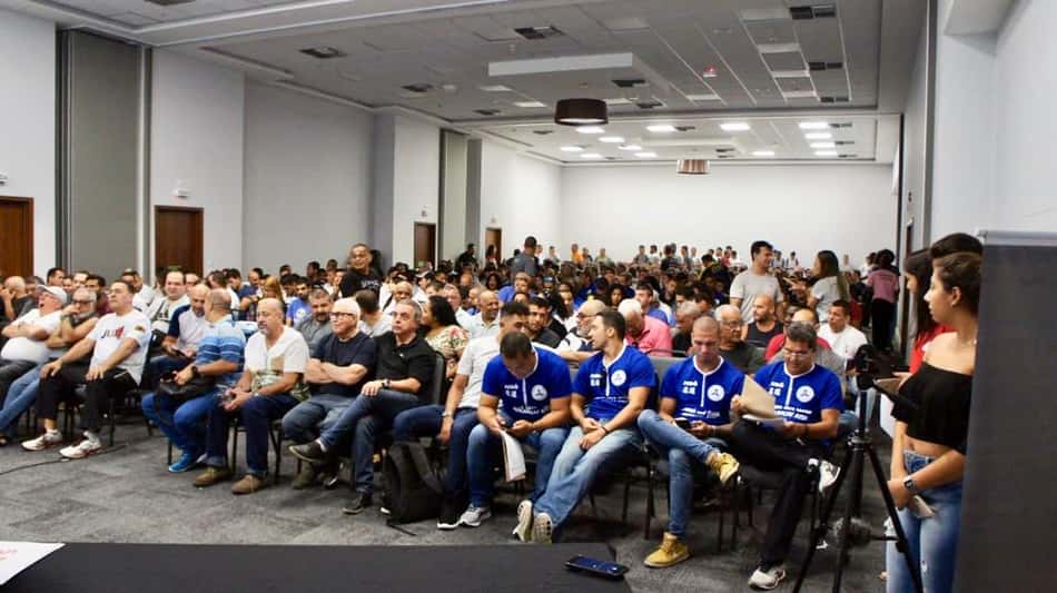 Credenciamento Técnico da FJERJ reúne mais de 400 treinadores no Rio