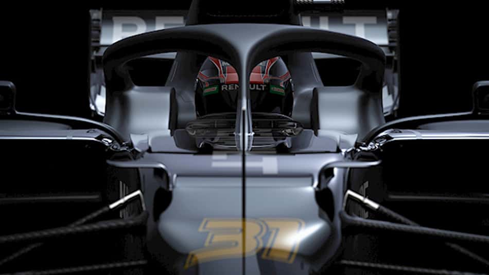 Renault começa os testes de pré-temporada com design preto