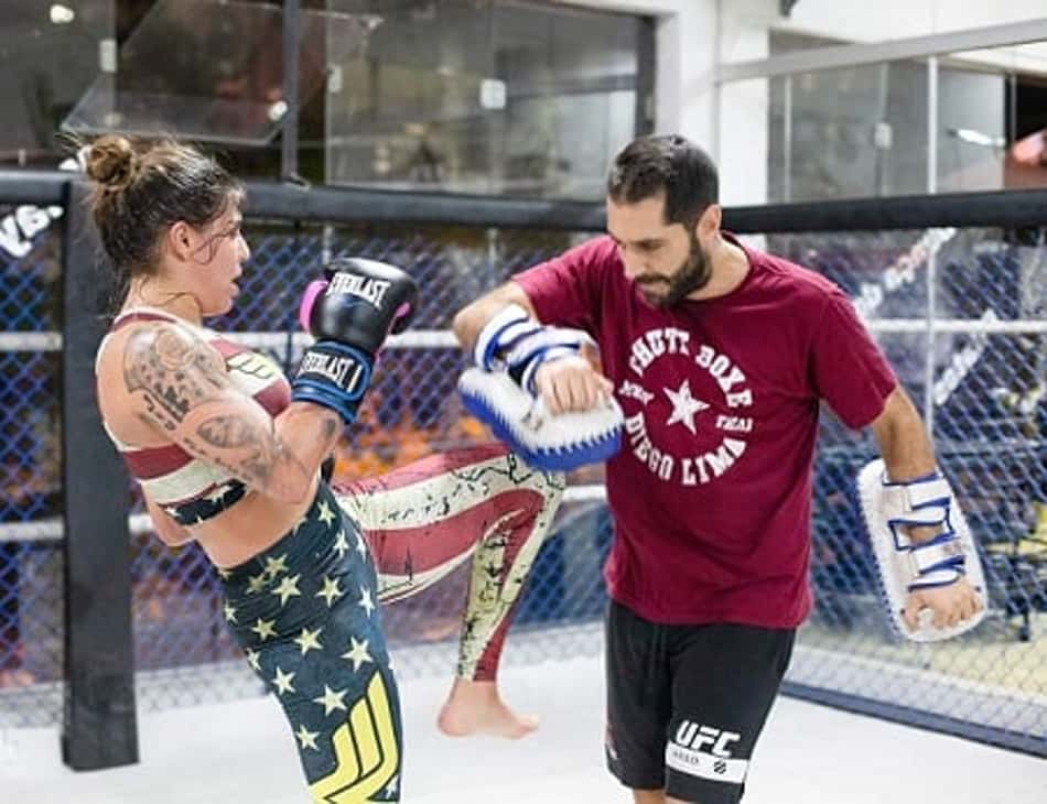 Invicta, brasileira promete partir para cima de ucraniana no UFC Brasília: 'Nunca encarou alguém tão agressiva'