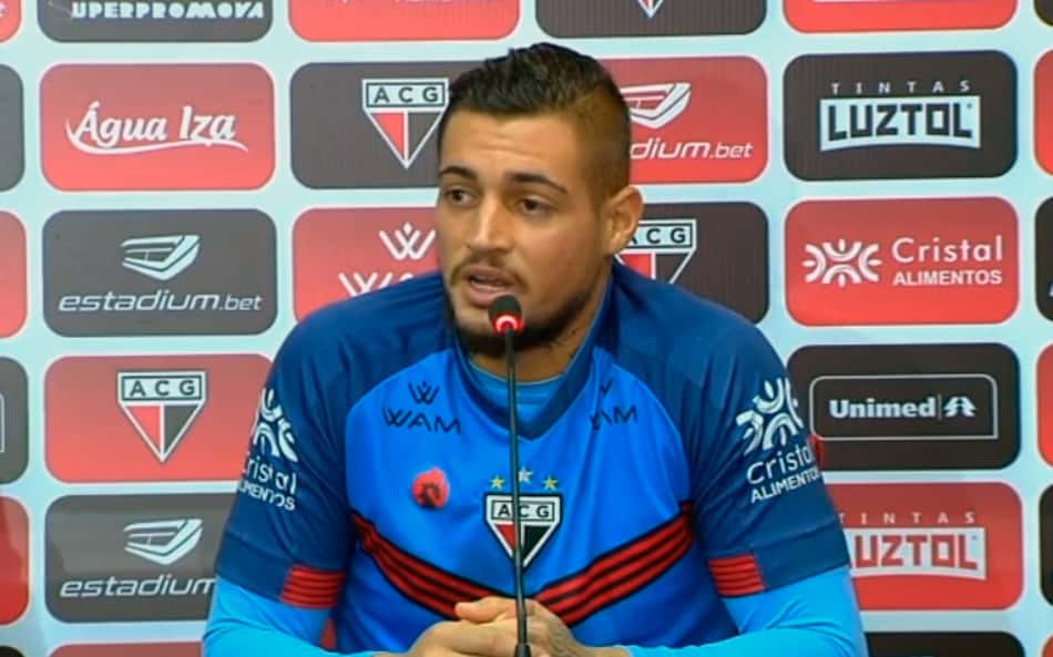 Apresentado no Atlético-GO, Jean fala pela primeira vez sobre agressão e se defende: 'Não sou esse monstro'