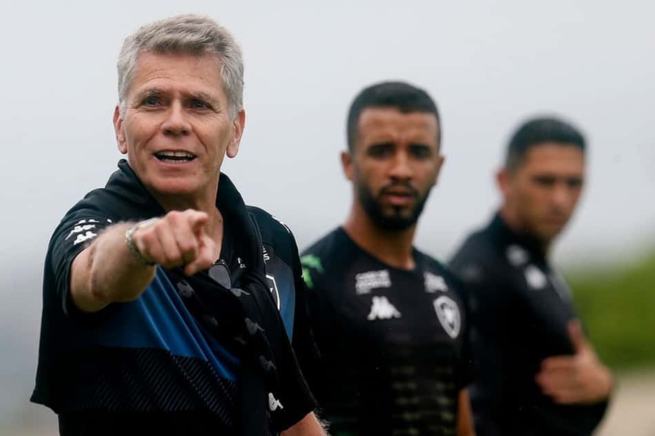 Nova pré-temporada? Autuori terá tempo para treinos no Botafogo