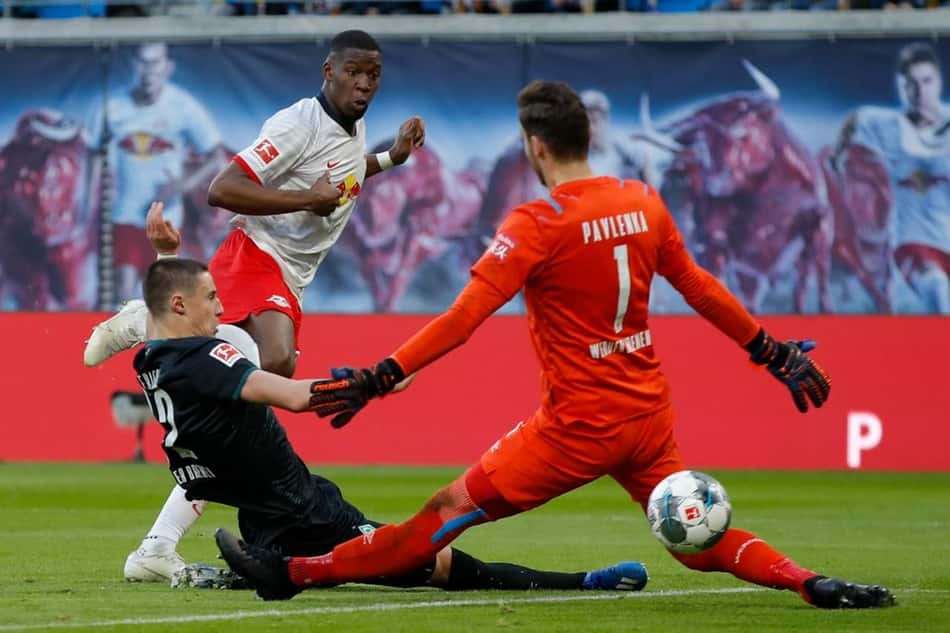 Alemão: Leipzig goleia Bremen e é líder; Leverkusen bate o Union Berlin