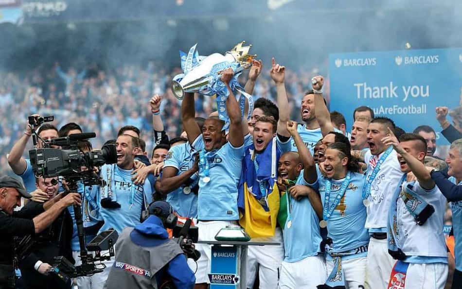 Jornal: City pode ter pontos deduzidos e perder título inglês de 2014