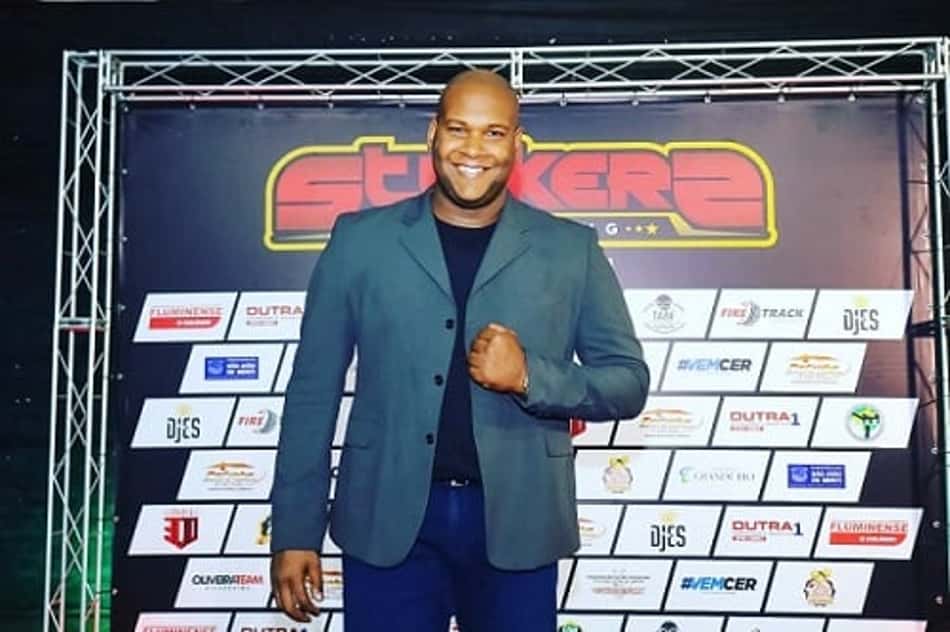 Diretor de Departamento da FKBERJ relembra trajetória no Kickboxing e avalia crescimento do esporte