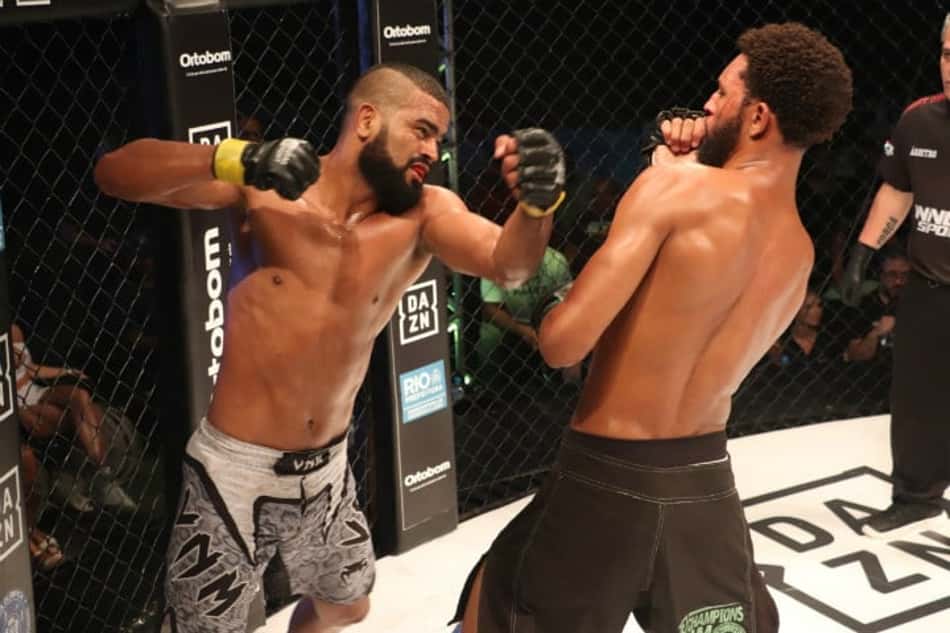 Anderson "Astro da Maldade" comemora vitória no Jungle Fight e pede uma chance pelo cinturão