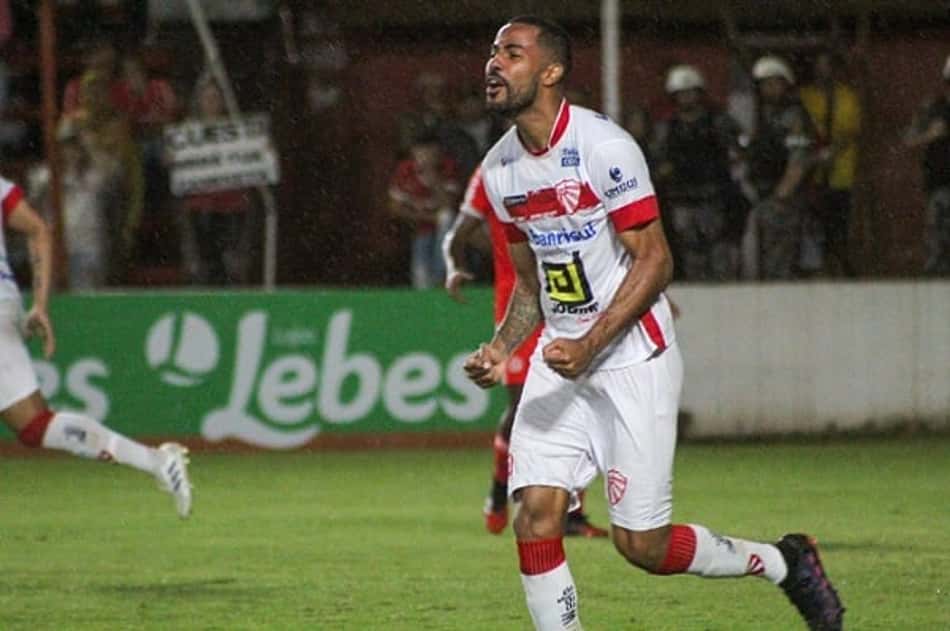 Meia Tassio valoriza primeira vitória do São Luiz no Gauchão