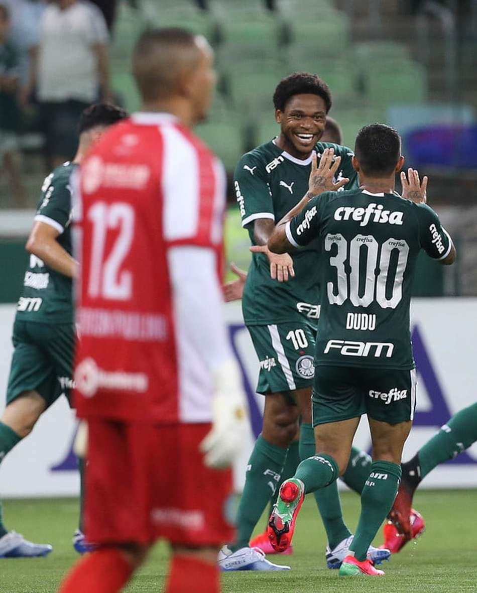 Completando 300 jogos pelo Palmeiras, Dudu celebra vitória: 'Assim construímos um campeão'