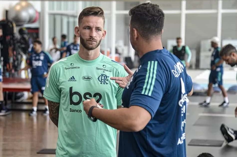 Fla encerra preparação para final da Taça Guanabara com dúvida na zaga
