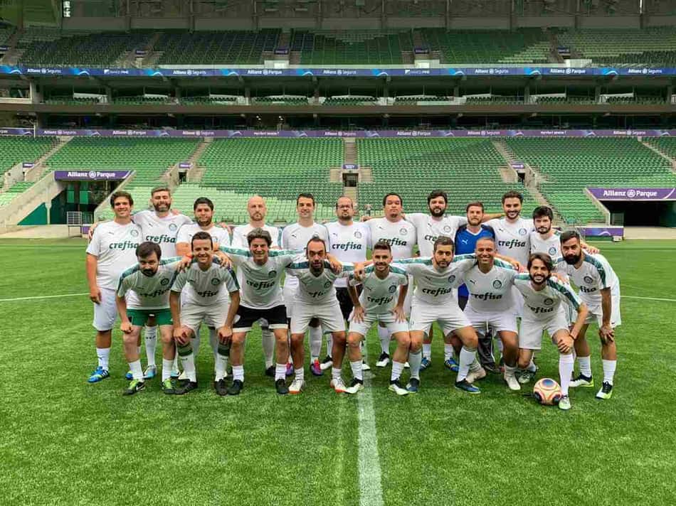 Repórteres do LANCE! testam (e aprovam) grama sintética do Allianz