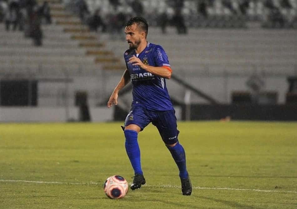 Nando Carandina, sobre duelo com o Goiás na Copa do Brasil: 'Qualquer erro pode custar a vaga'