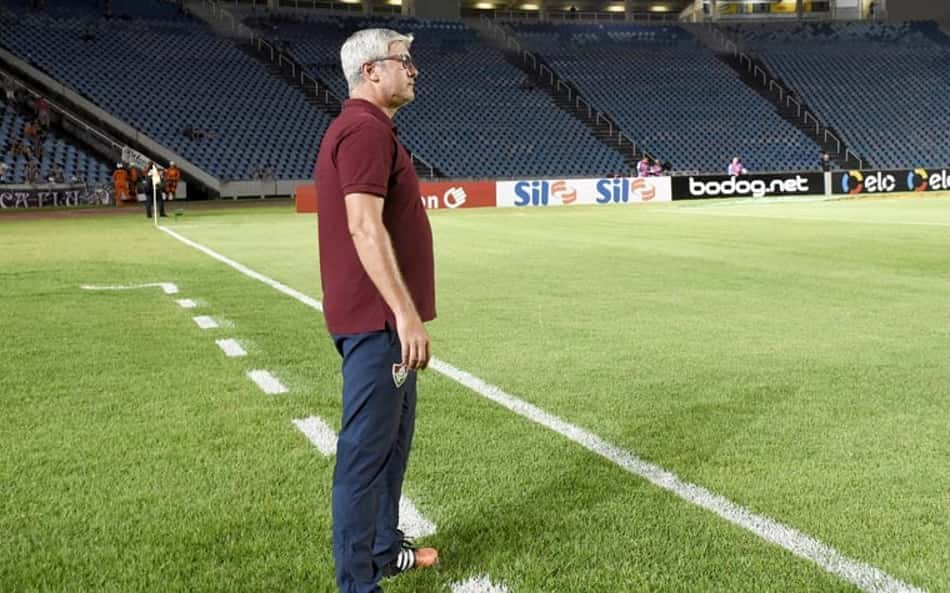 Para Odair, Fluminense 'teve méritos para evitar jogo de desespero'