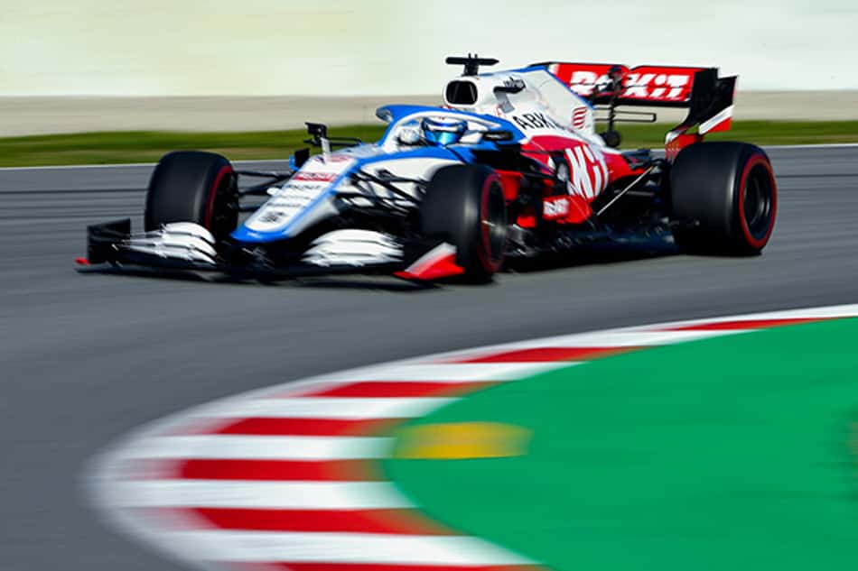 Latifi se une a grandes nomes em sua primeira conferência de imprensa na F1