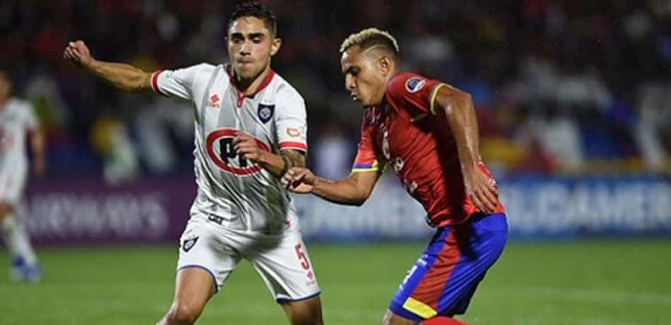 Deportivo Pasto pressiona, mas toma gol do Huachipato quase no fim e está eliminado da Sul-Americana