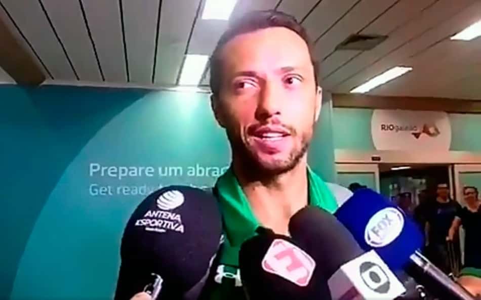Artilheiro, Nenê evita promessas por gols no Flu: 'Para com essa resenha'