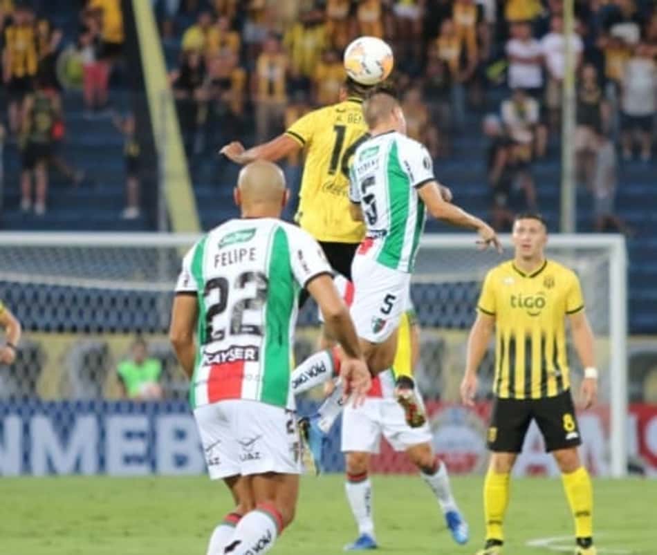 Libertadores: De virada, Guaraní bate Palestino e cai no grupo do Palmeiras