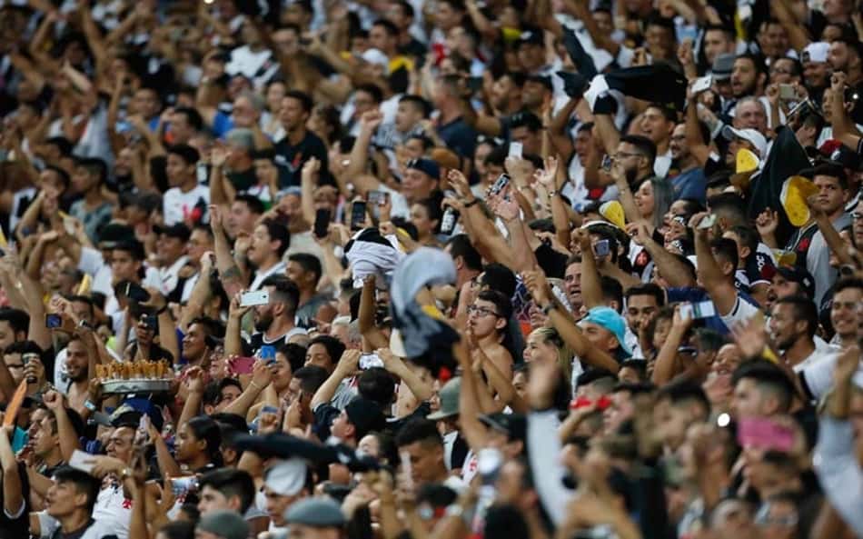 Benefícios e duas novas categorias: conheça o novo programa sócio-torcedor do Vasco