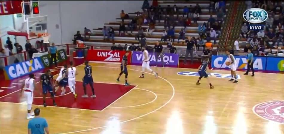 De virada, Bauru vence o Paulistano em confronto direto no NBB