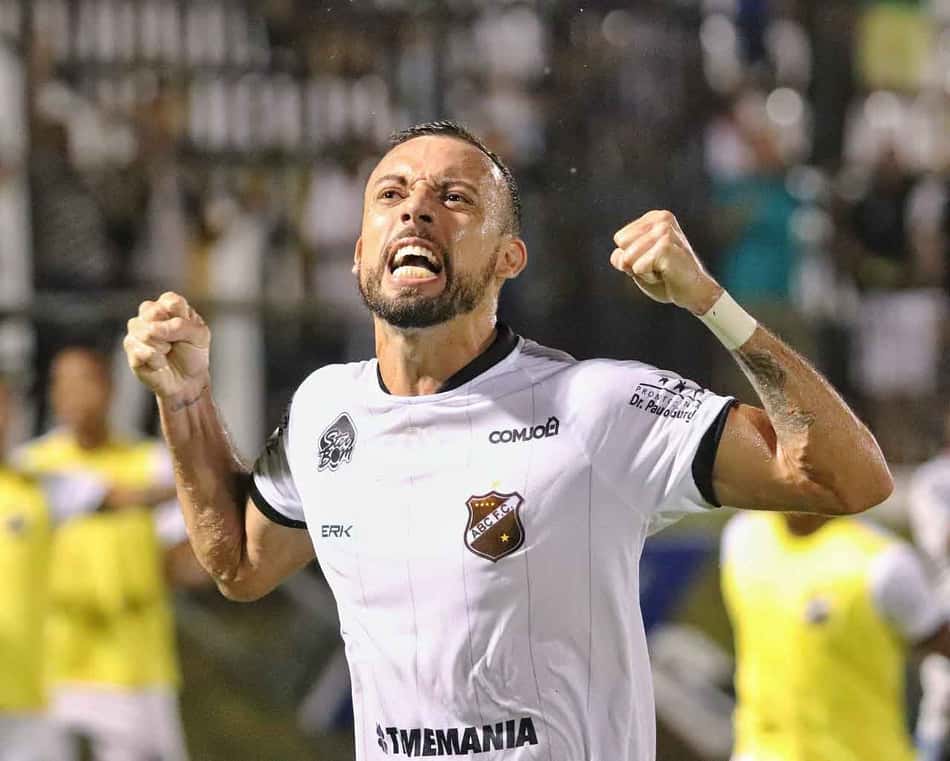 Paulo Sérgio explica saída do Cascavel e início no ABC: "Estreia dos sonhos"
