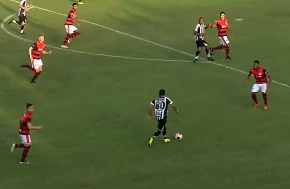 Ceará peca bastante nas finalizações e fica no 0 a 0 com o Guarany