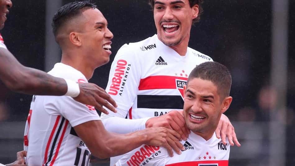 Binacional x São Paulo: prováveis escalações, desfalques e onde assistir