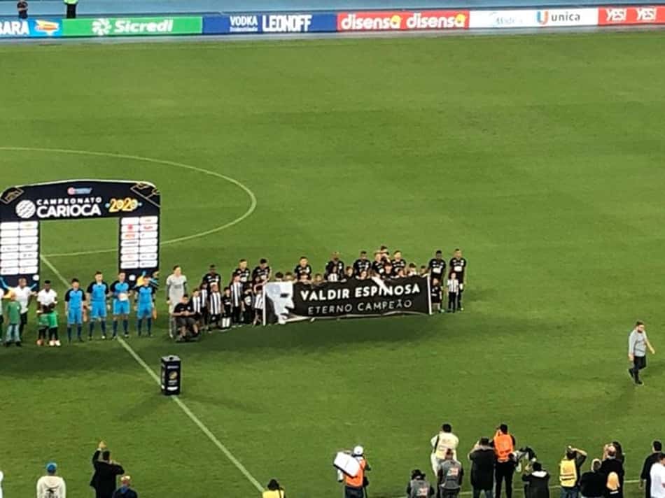 Botafogo faz homenagens a Espinosa antes da estreia na Taça Rio