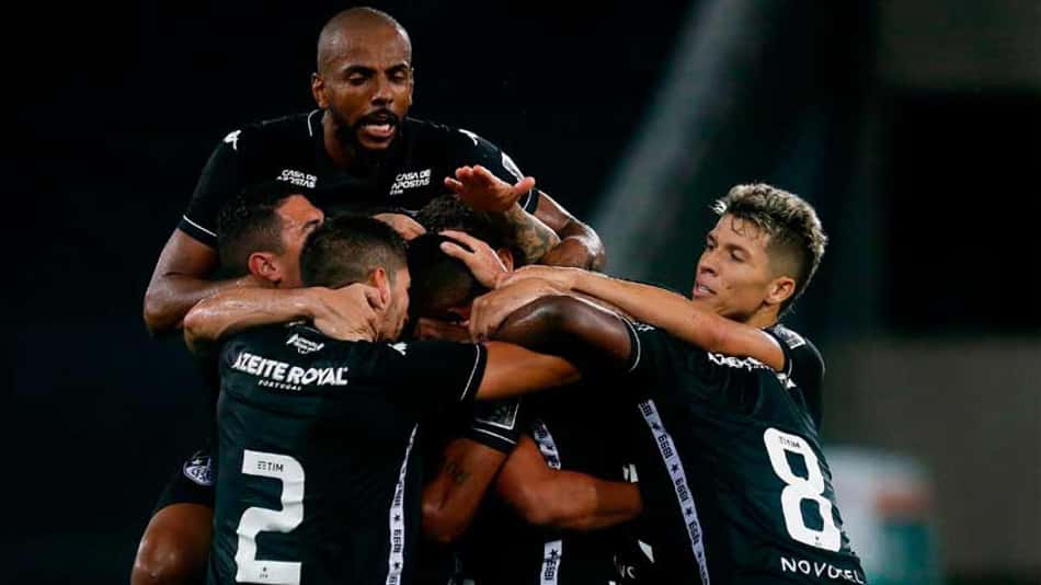 Em noite de homenagens a Espinosa no Nilton Santos, Botafogo bate o Boavista com gol no fim