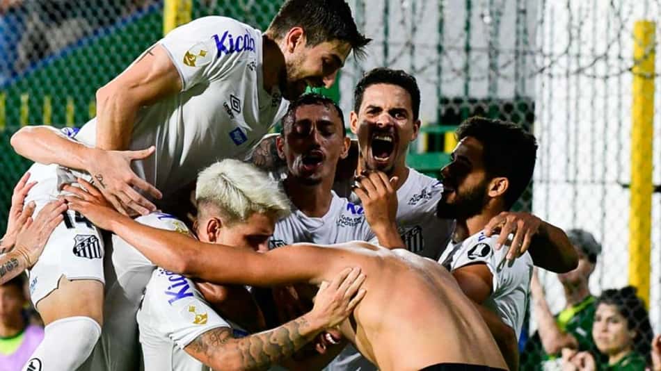 Santos x Delfín: os prováveis times, os desfalques e onde assistir a partida