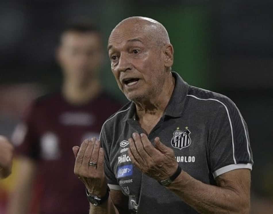 Cobrança, adaptação e reação: os dois meses de Jesualdo Ferreira no Santos